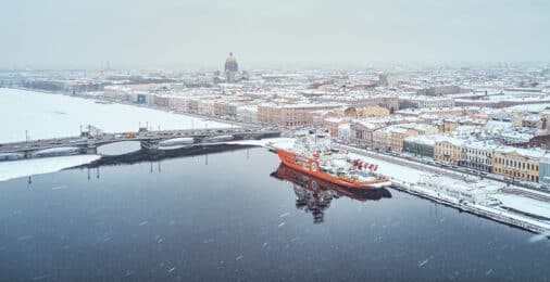 Зачем морскому судну хлебопечка и сколько вкусных припасов хранится на камбузе: профессия кок